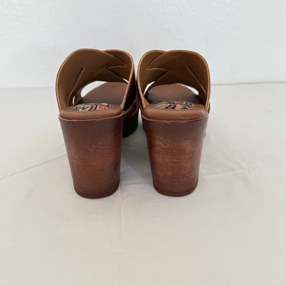 BOC Gina SlipOn Leather Crisscross Platform Sandals Sz 9 Chunky Brown Granny New - Picture 7 of 10